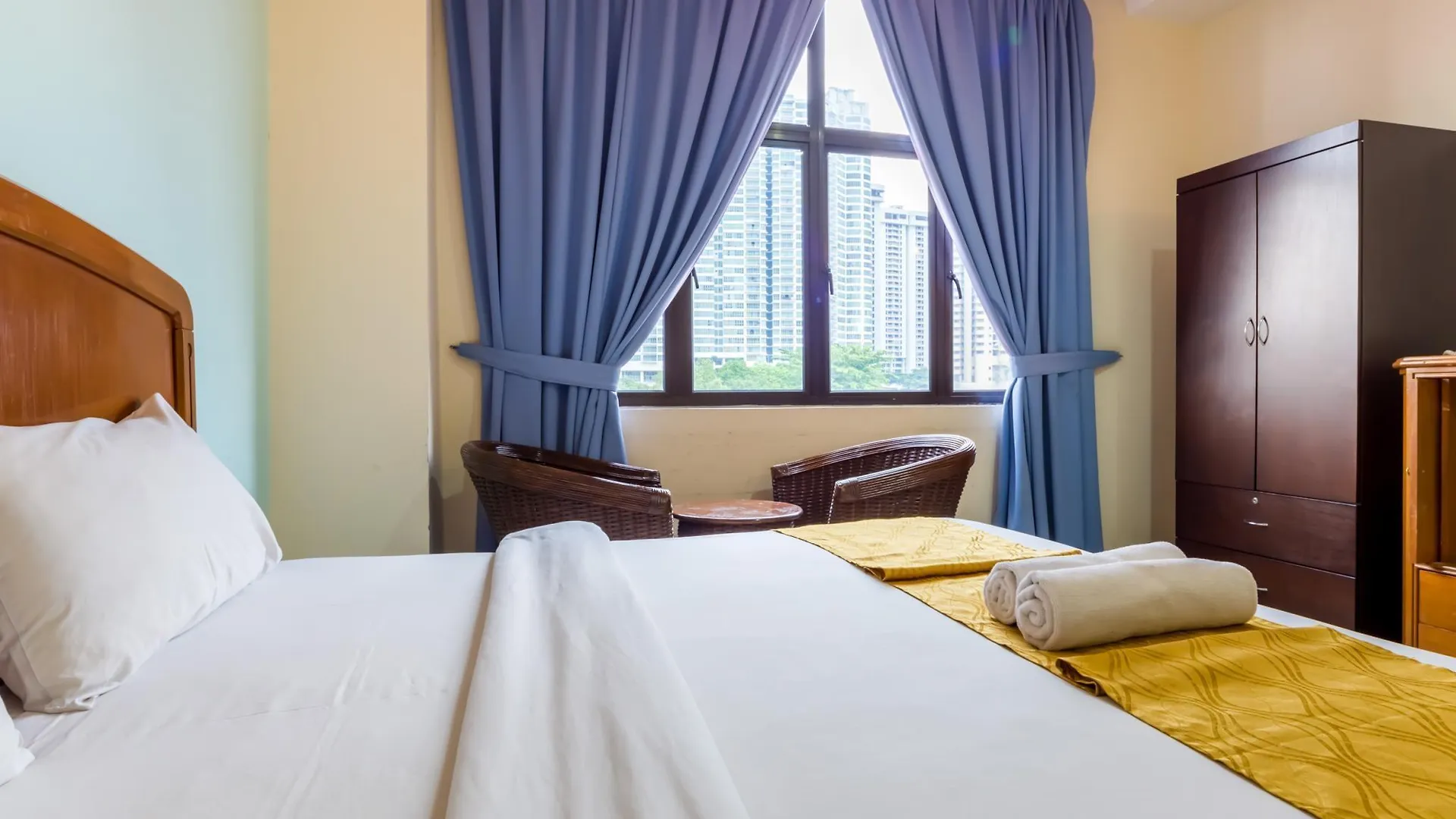 *** Hotel Dolphin Hotel, Chow Kit Kuala Lumpur Malaysia