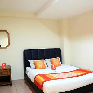  Hotel Surya Palace